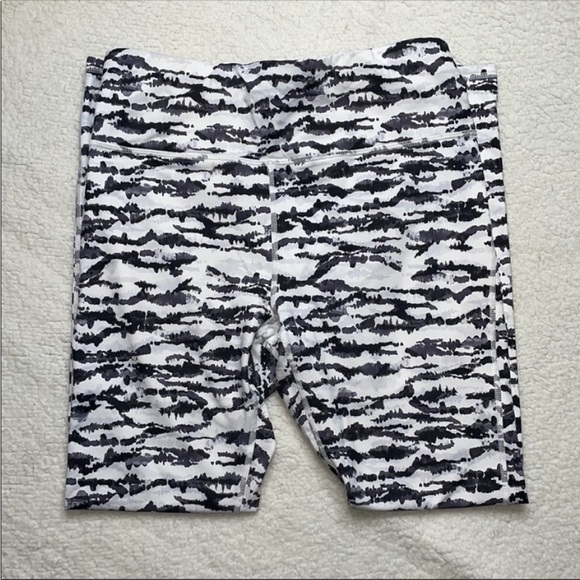 Zebra Animal Print Leggings Stretchy Size Large - Picture 3 of 7